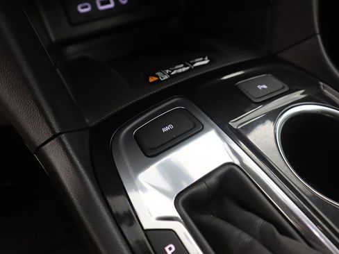 Used 2022 Chevrolet Equinox Premier image 49