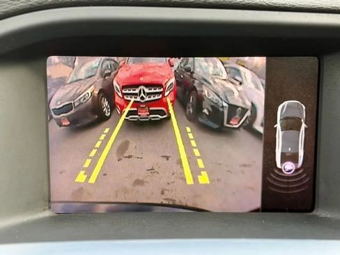 Used 2018 Volvo S60 T5 Dynamic w/ Vision Package image 24