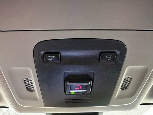 Used 2024 Toyota Camry SE w/ Cold Weather Package image 28