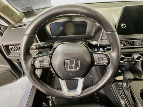 Used 2023 Honda Civic Touring image 11