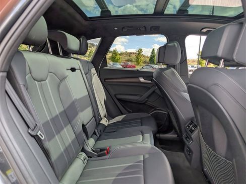 Used 2024 Audi Q5 e Premium Plus image 19