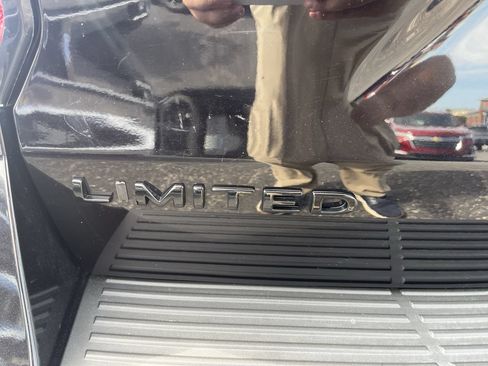 Used 2021 Ford Expedition Limited AWD/4WD image 33