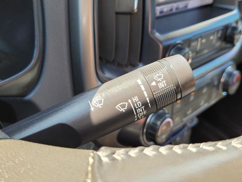 Used 2017 Chevrolet Colorado Z71 image 30