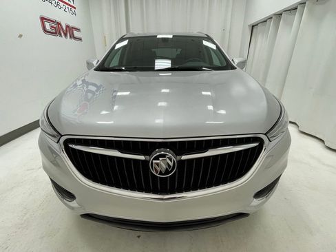 Used 2021 Buick Enclave Essence w/ Sound and Sites Package image 2
