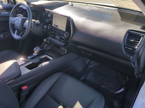 Certified 2025 Lexus NX 250 FWD w/ Premium Package image 33