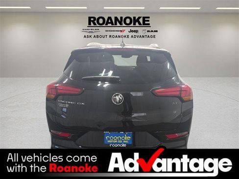 Used 2022 Buick Encore GX Preferred w/ Sport Touring Package image 12