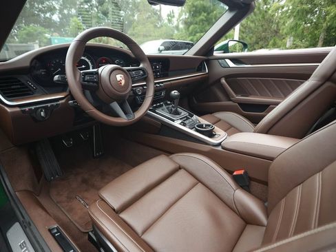 Used 2024 Porsche 911 Targa 4S AWD/4WD image 39