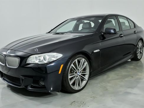 Used 2013 BMW 550i Sedan RWD image 5