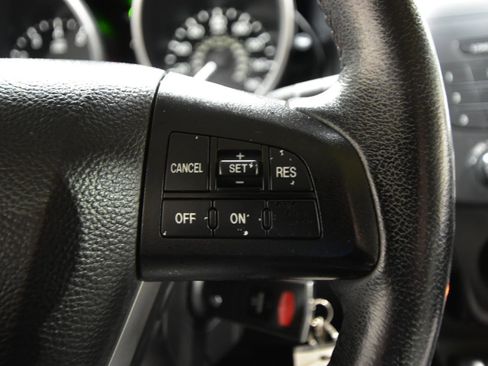 Used 2014 MAZDA MAZDA5 Touring image 17