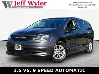 Used 2023 Chrysler Voyager LX FWD video 1