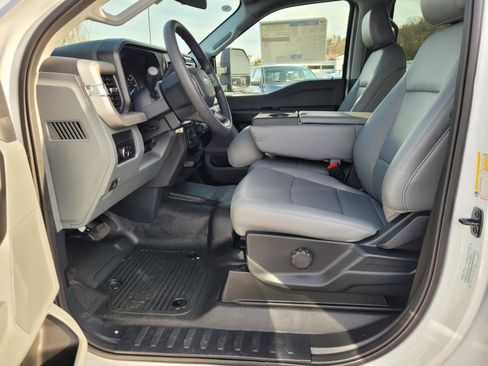 New 2026 Ford F350 XL w/ 360-Degree Camera Package image 14