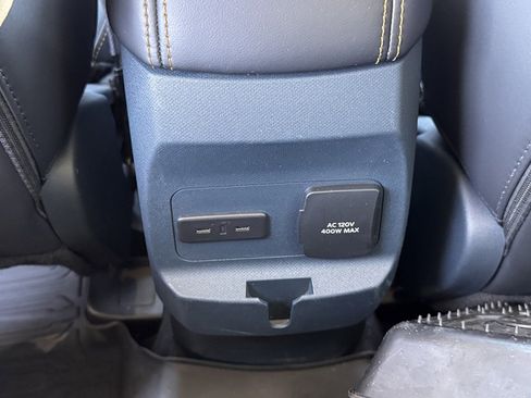 Certified 2025 Ford Maverick Tremor image 29