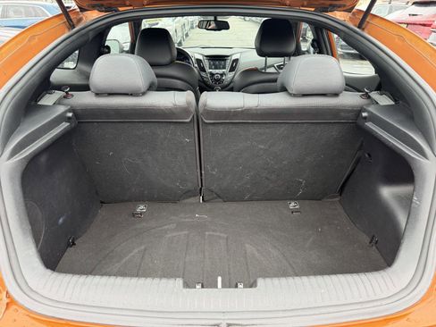Used 2016 Hyundai Veloster Turbo image 22