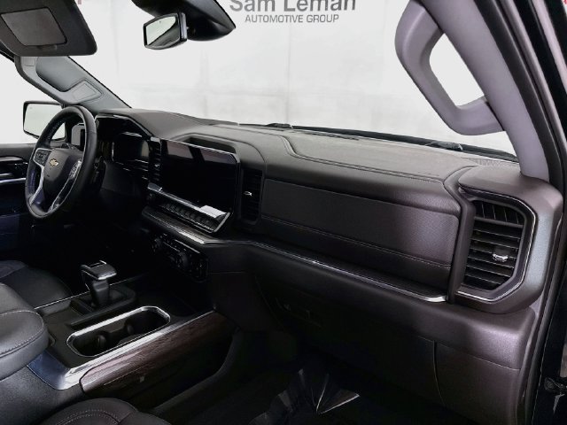 Used 2024 Chevrolet Silverado 1500 LTZ AWD/4WD image 28