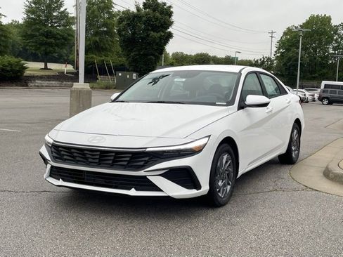 New 2025 Hyundai Elantra Blue w/ Cargo Package image 3