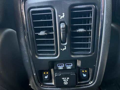 Used 2017 Jeep Grand Cherokee Limited AWD/4WD image 22