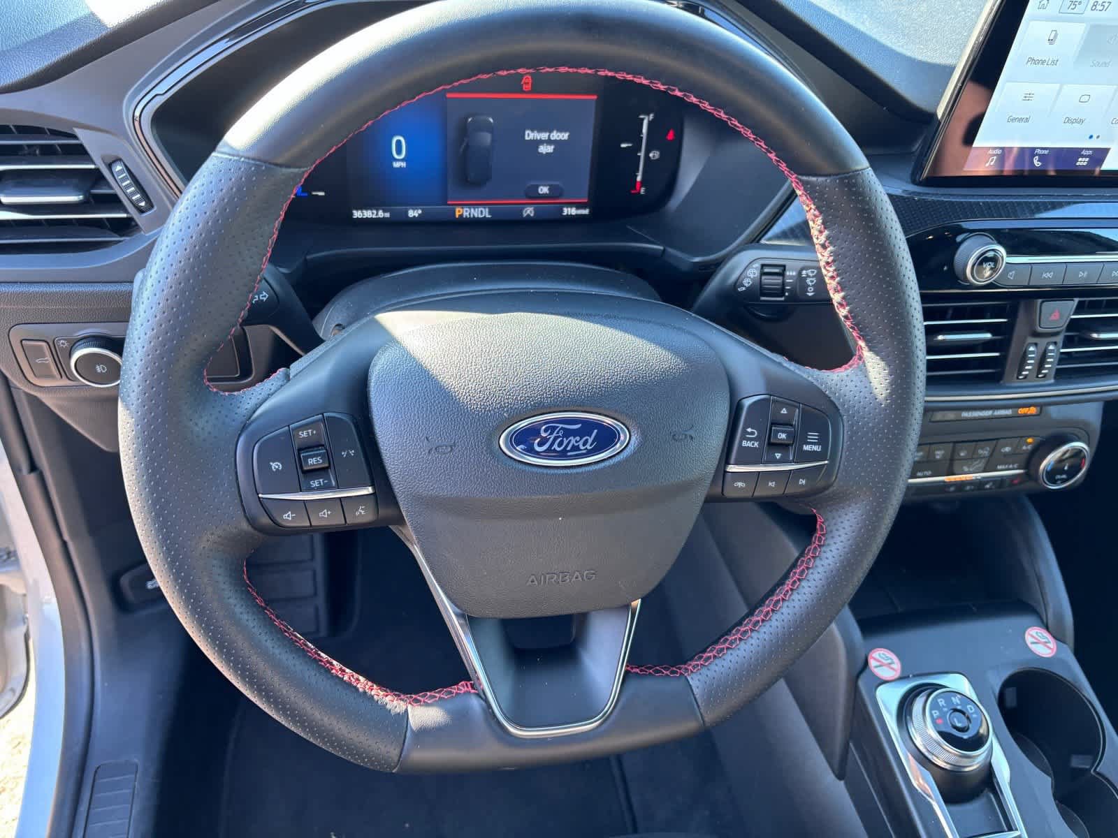 Used 2025 Ford Escape ST-Line Select AWD/4WD image 20