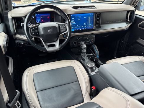 Used 2023 Ford Bronco Wildtrak AWD/4WD image 7