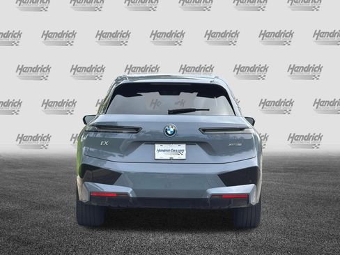 Used 2023 BMW iX xDrive50 w/ Premium Package image 6