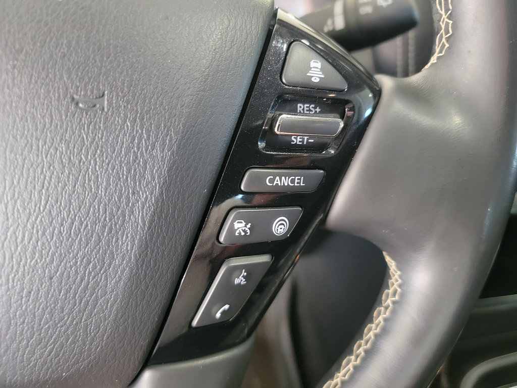 Used 2023 INFINITI QX80 Premium Select w/ Cargo Package AWD/4WD image 22