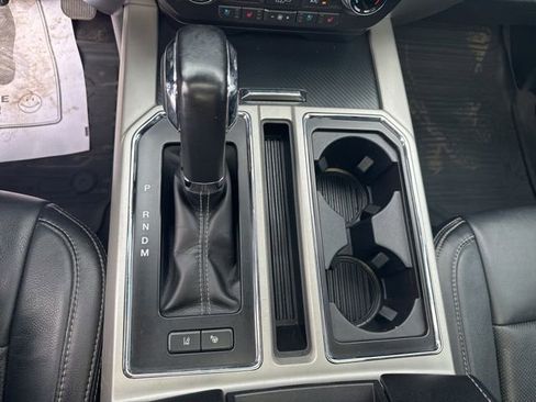 Used 2020 Ford F150 Lariat w/ Equipment Group 502A Luxury AWD/4WD image 10