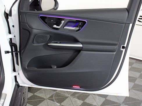 Certified 2025 Mercedes-Benz GLC 43 AMG 4MATIC image 29