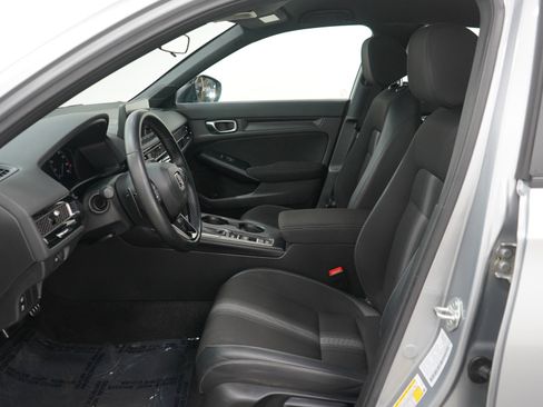 Used 2023 Honda Civic Sport image 23