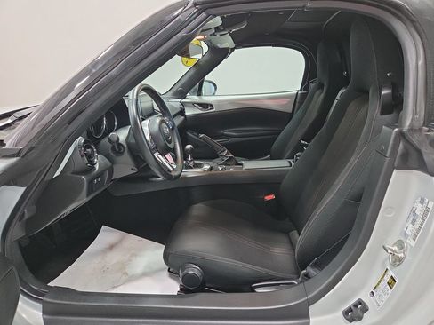 Used 2016 MAZDA MX-5 Miata Club w/ Brembo/BBS Package RWD image 6