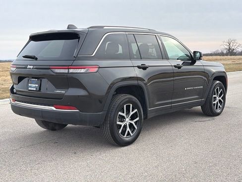 Used 2024 Jeep Grand Cherokee Limited image 26