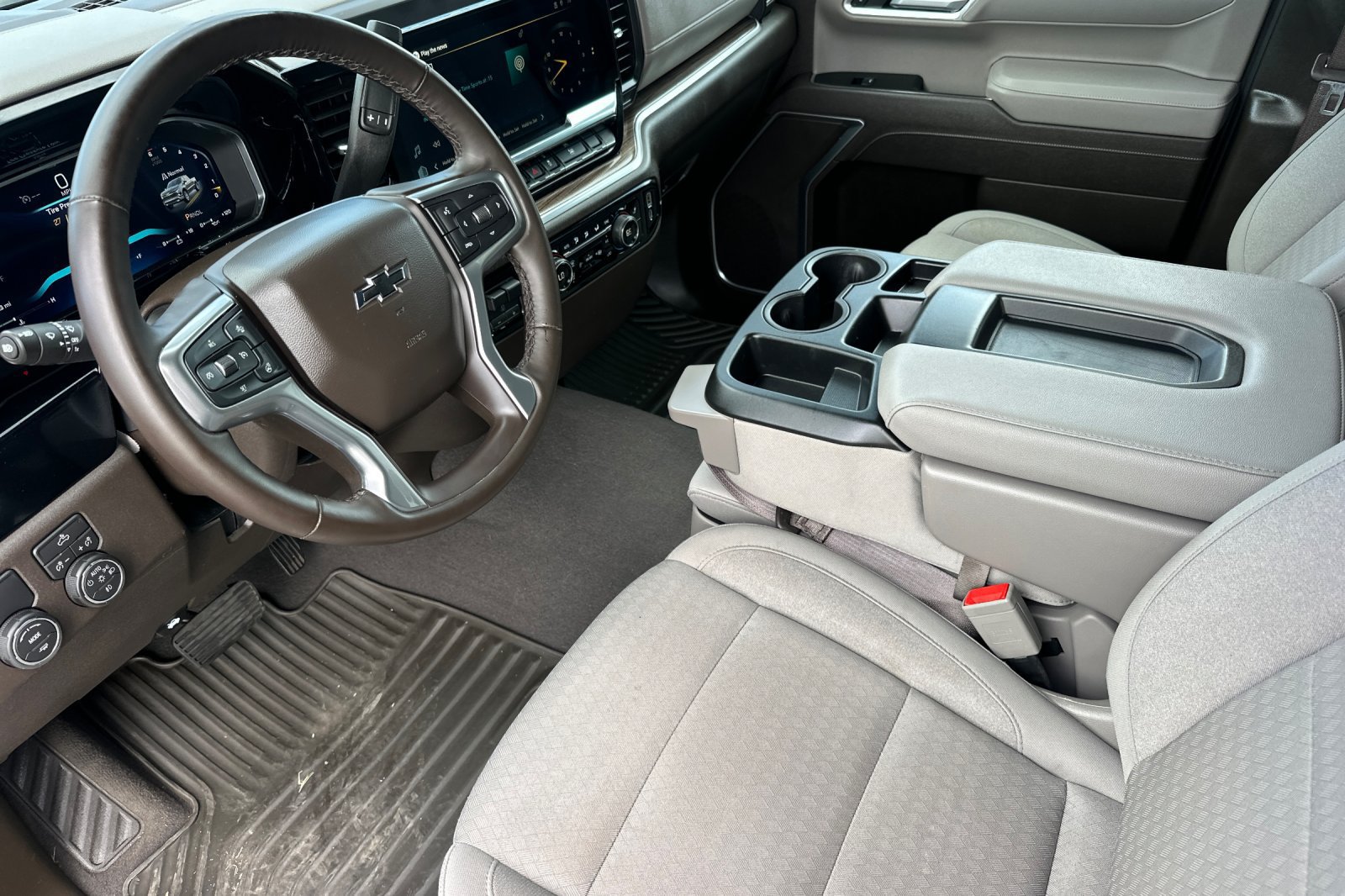 Used 2026 Chevrolet Silverado 1500 RST RWD image 10