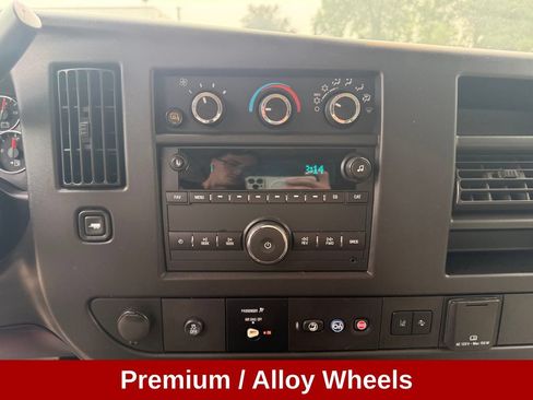 Used 2019 Chevrolet Express 3500 LT w/ LT Preferred Equipment Group RWD image 16