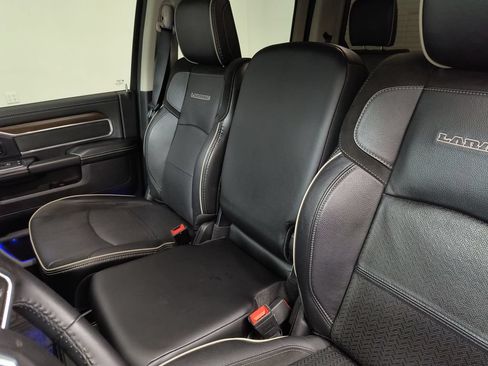 Used 2024 RAM 2500 Laramie w/ Cold Weather Group AWD/4WD image 22