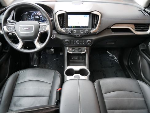 Used 2022 GMC Terrain Denali image 14