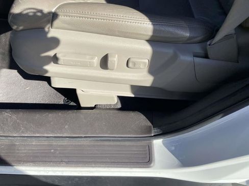 Used 2014 Honda CR-V EX-L image 28