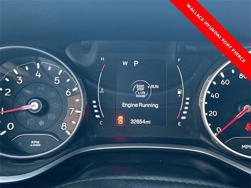 Used 2020 Jeep Compass Latitude image 23