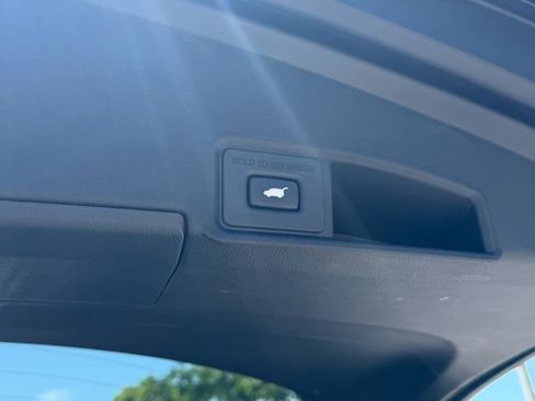 Certified 2023 Acura RDX AWD w/ Advance Package image 17