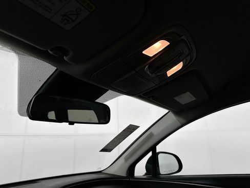 Used 2020 Hyundai Santa Fe SE FWD image 18