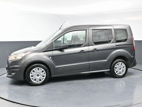 Used 2016 Ford Transit Connect XLT image 6