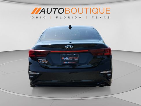 Used 2020 Kia Forte LXS FWD image 4