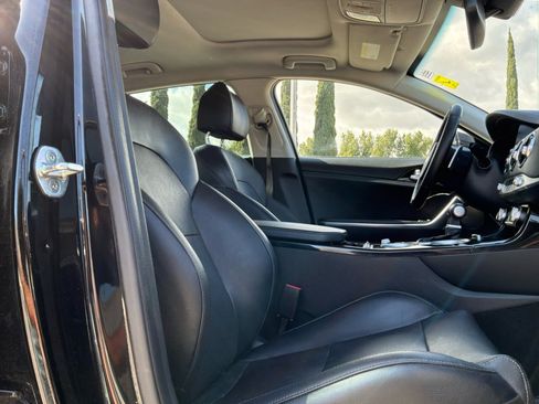 Used 2019 Kia Stinger Premium RWD image 21