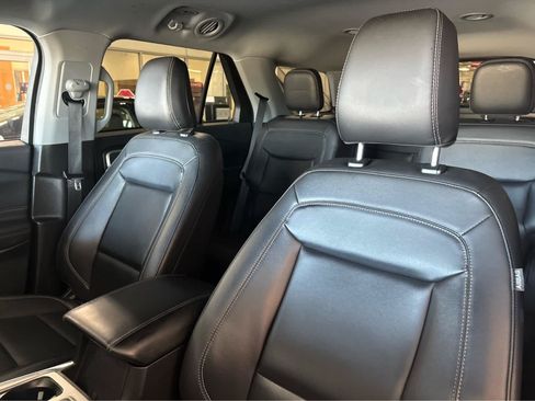 Certified 2023 Ford Explorer XLT w/ Equipment Group 202A AWD/4WD image 25