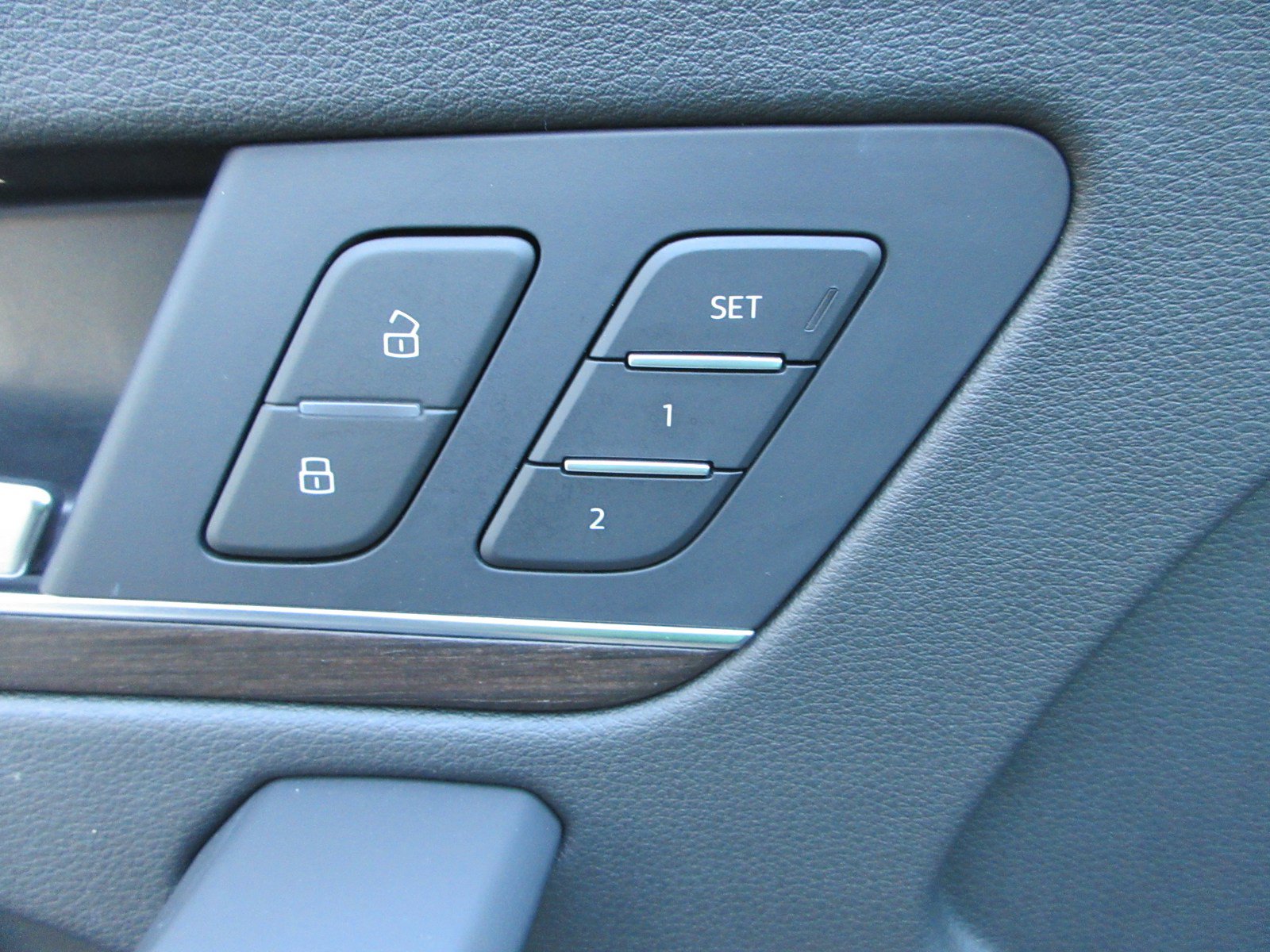 Used 2023 Audi Q5 2.0T Premium Plus w/ Premium Plus Package AWD/4WD image 29