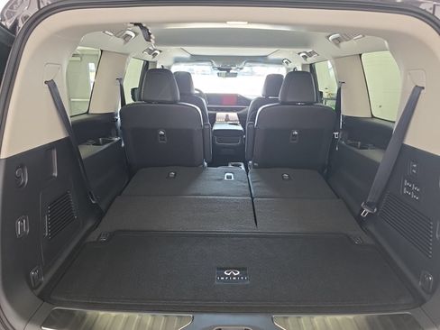 New 2026 INFINITI QX80 Luxe w/ Cargo Package AWD/4WD image 17
