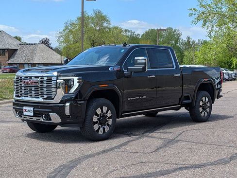 New 2026 GMC Sierra 3500 Denali w/ Denali Reserve Package AWD/4WD image 5