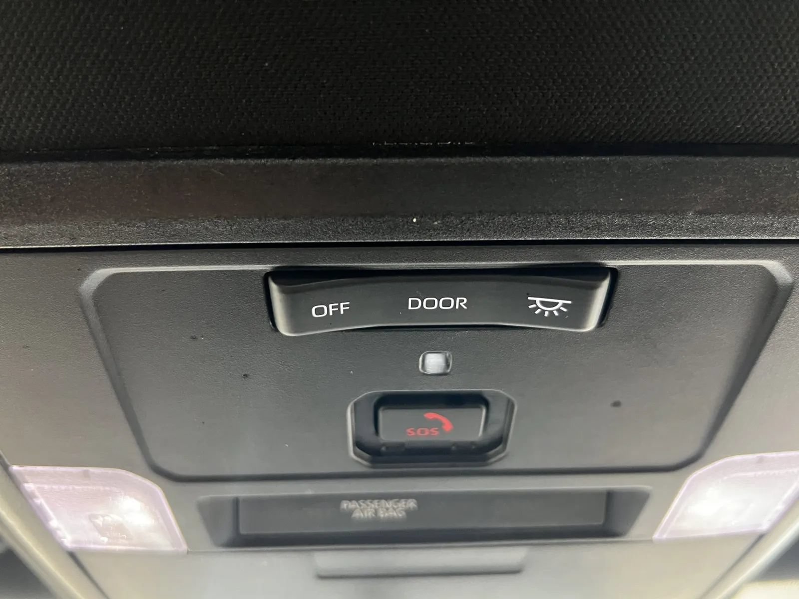 Used 2025 Toyota Tacoma SR5 AWD/4WD image 27