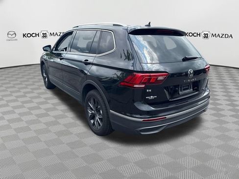 Used 2022 Volkswagen Tiguan SE w/ Panoramic Sunroof Package AWD/4WD image 5