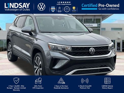 Used 2023 Volkswagen Taos SE image 1