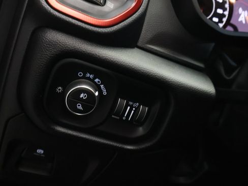 Used 2019 RAM 1500 Rebel AWD/4WD image 23