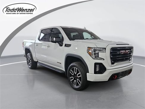 Certified 2022 GMC Sierra 1500 AT4 w/ AT4 Premium Package AWD/4WD image 1