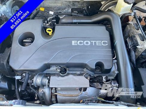 Used 2022 GMC Terrain SLT w/ LPO, Floor Liner Package image 14